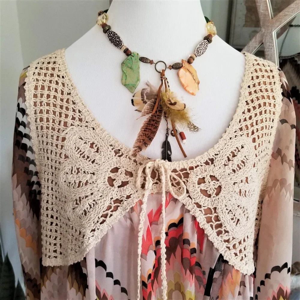 Umgee Brand Top Blouse Tan Brown Coral Chartreuse Multi Chevron Print Size 1XL - Picture 5 of 12